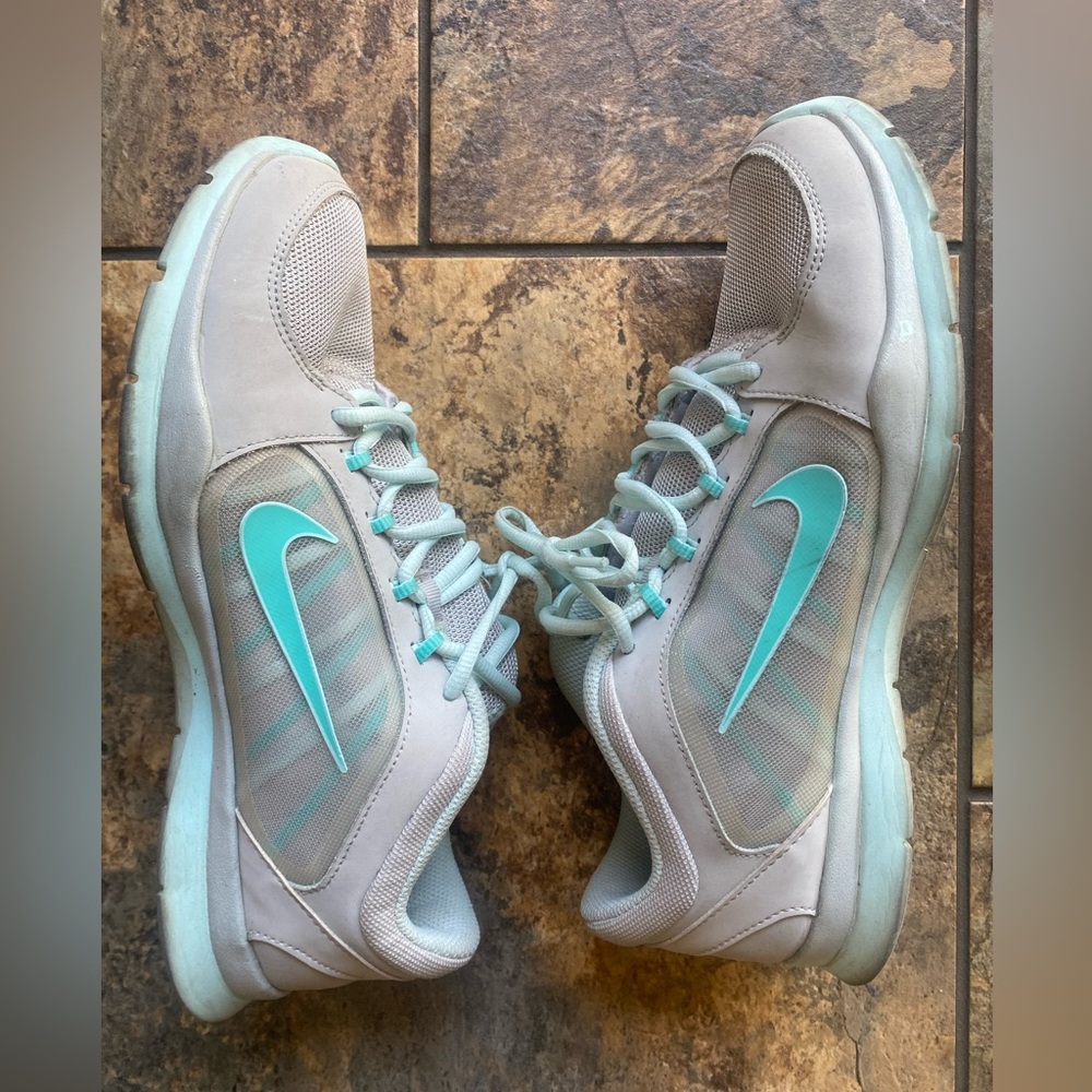 Nike crosstrainers - Picture 3 of 3